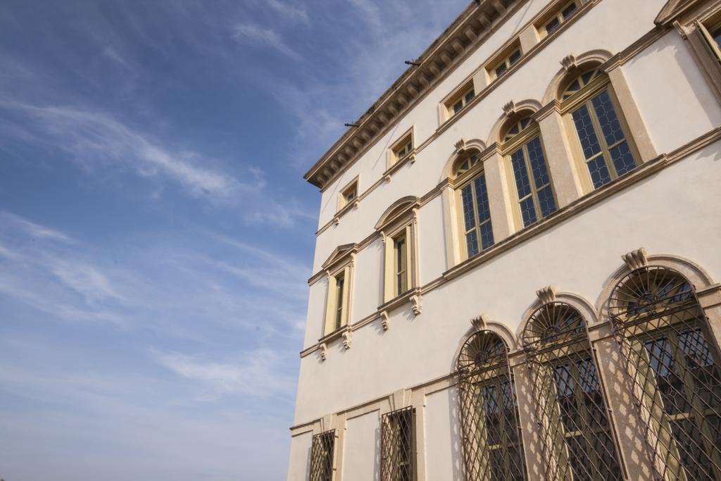 Villa Vecelli Cavriani Mozzecane Eksteriør bilde