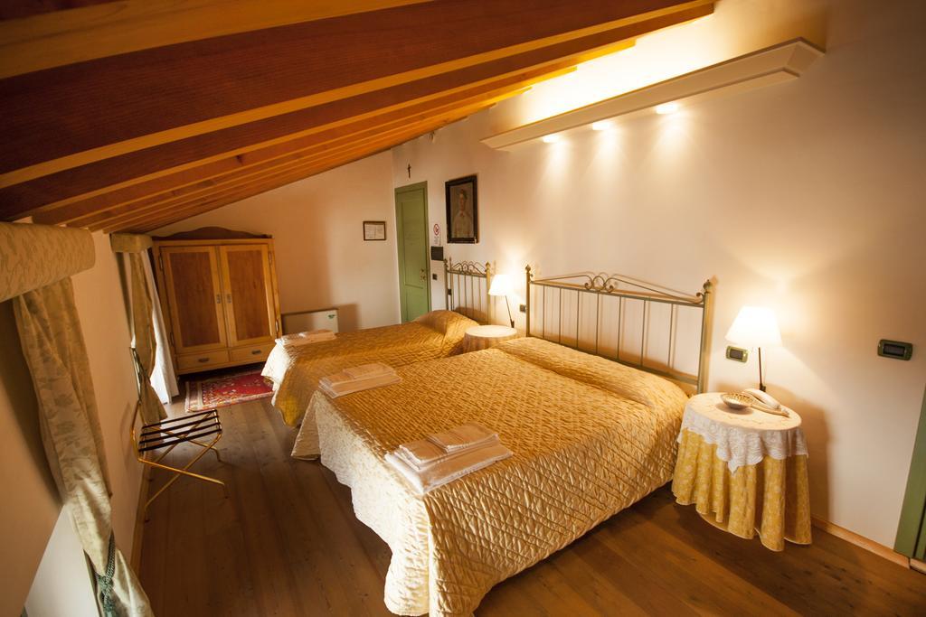 Villa Vecelli Cavriani Mozzecane Eksteriør bilde