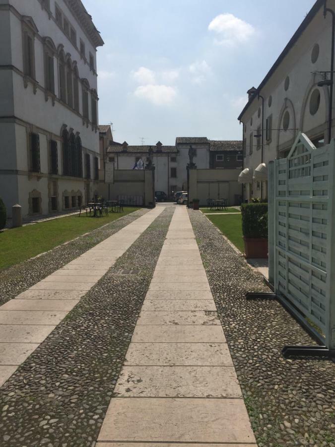 Villa Vecelli Cavriani Mozzecane Eksteriør bilde